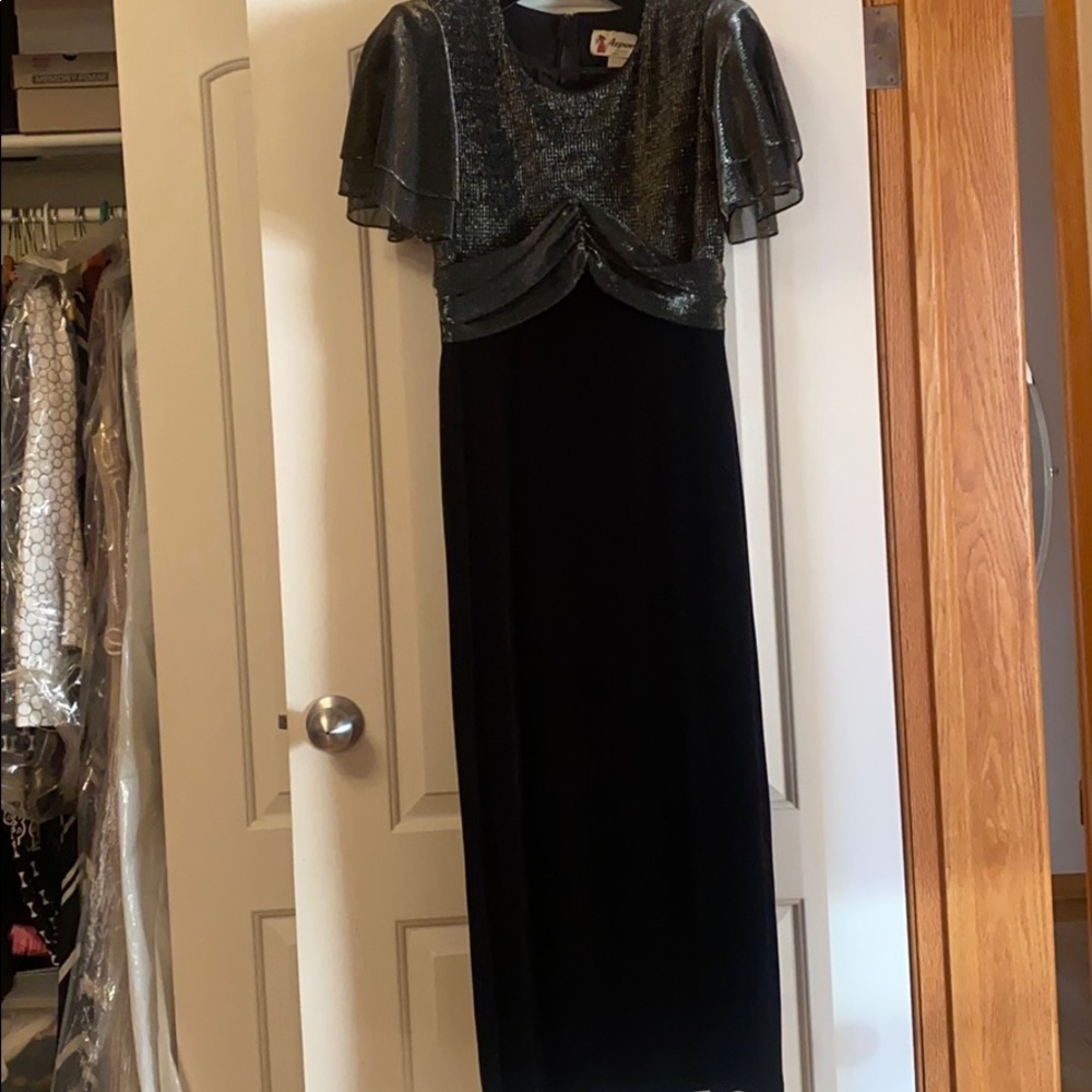Aspeed gown